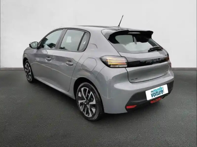 Peugeot 208 hybrid 100 e-dcs6 — photo 7