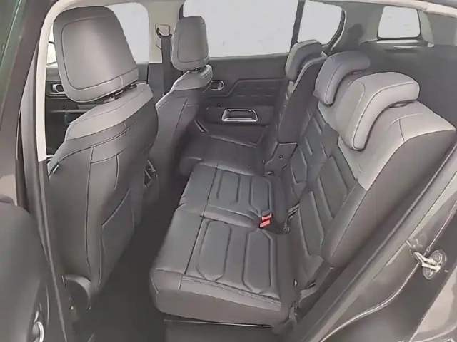 Citroën C5 Aircross hybride rechargeable 225 e-eat8 — photo 12