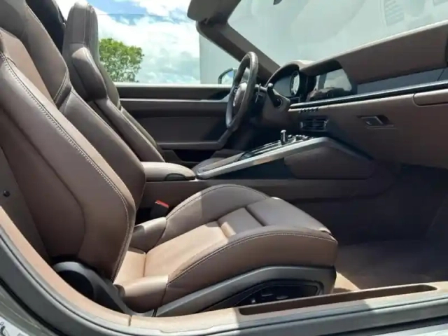 Porsche 911 targa 3.0 450ch 4s pdk — photo 11