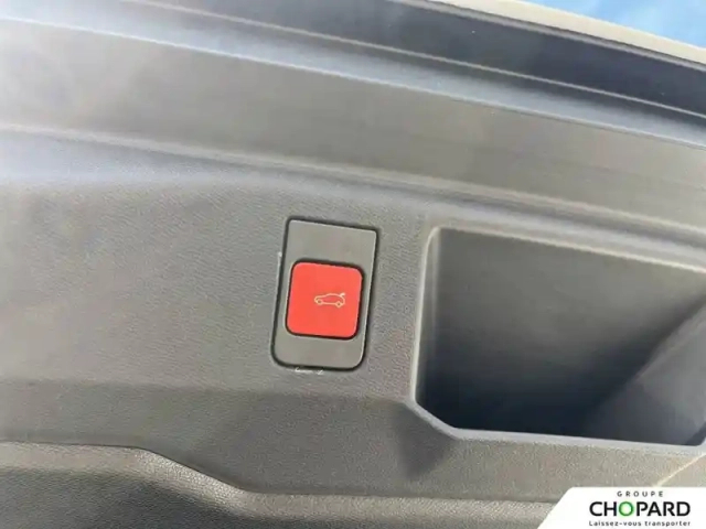 Peugeot 5008 hybrid 145 ch e-dcs6 — photo 12