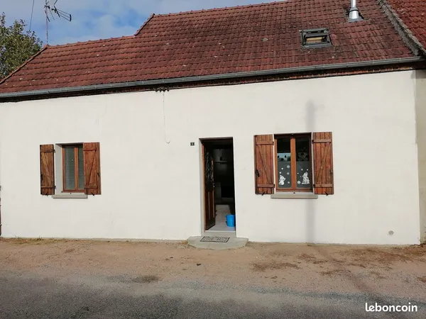 Maison avec terrain et puit