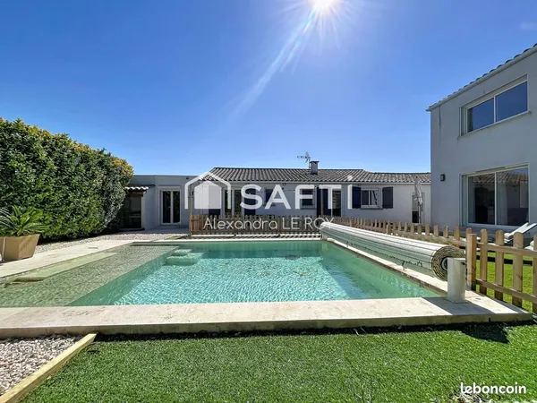 Maison 8 pièces 217 m²
