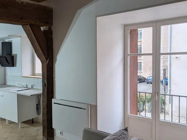 Appartement meublé de charme - Vue exceptionnelle sur l'Abbaye de Vendôme