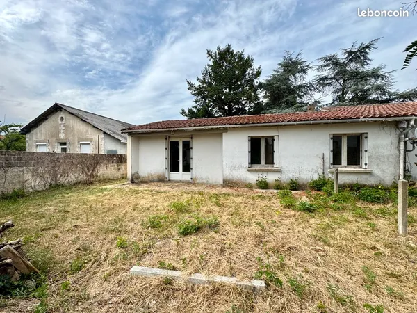 Maison plein pied - centre Jonzac - 3 chambres