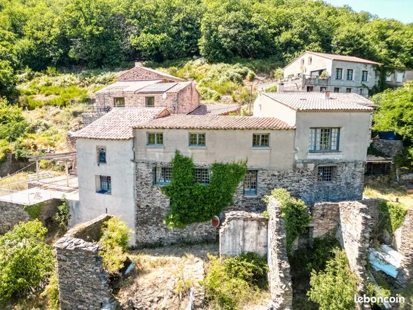 Maison 4 pièces 230 m²