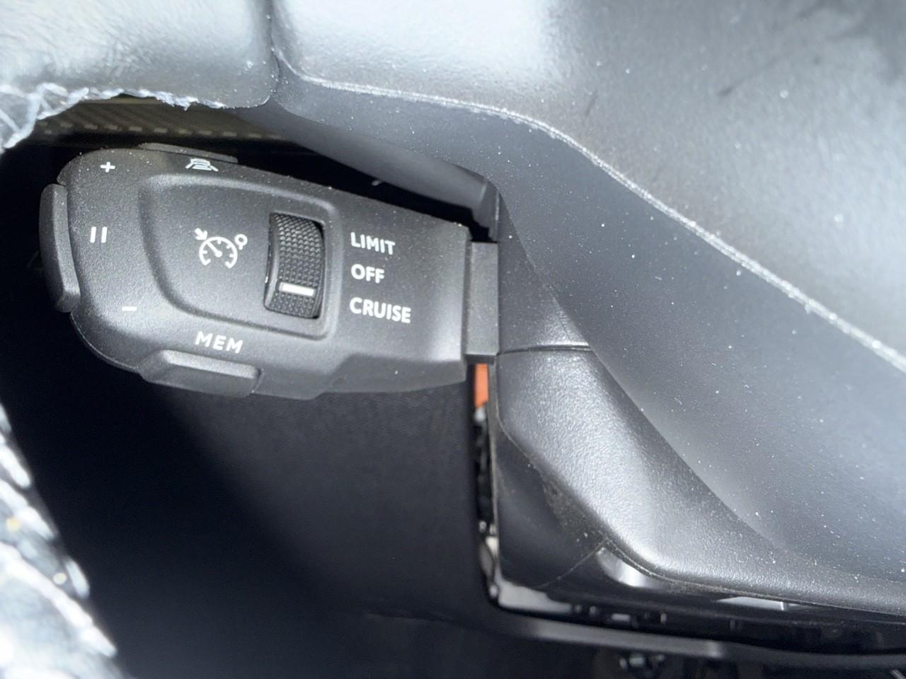 Peugeot 508 hybrid 180 e-eat8 allure — photo 14