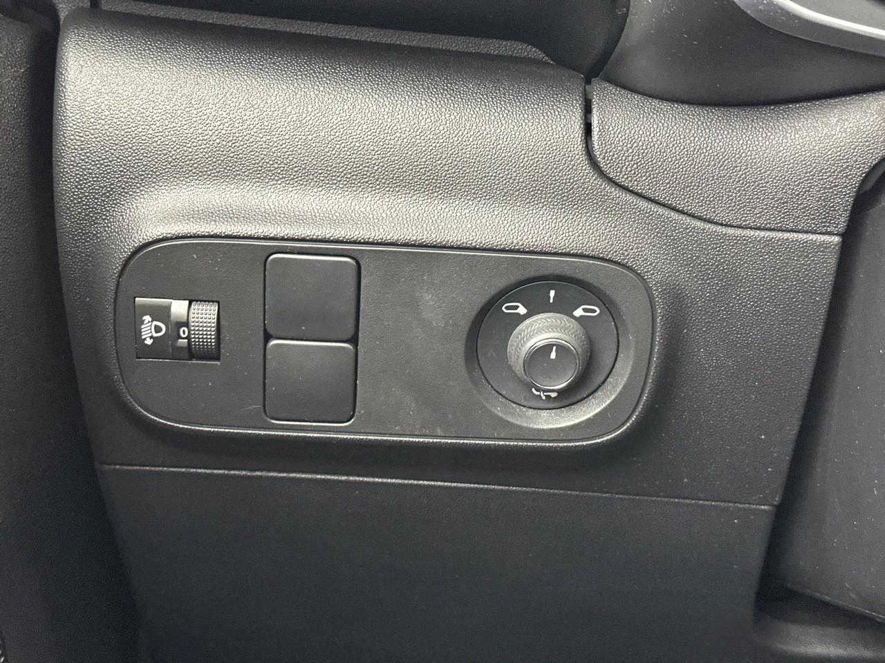 Citroën C3 puretech 83 s&s bvm5 shine pack — photo 16