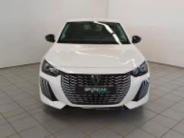 Peugeot 208 1.2 100ch s&amp;s allure — photo 2