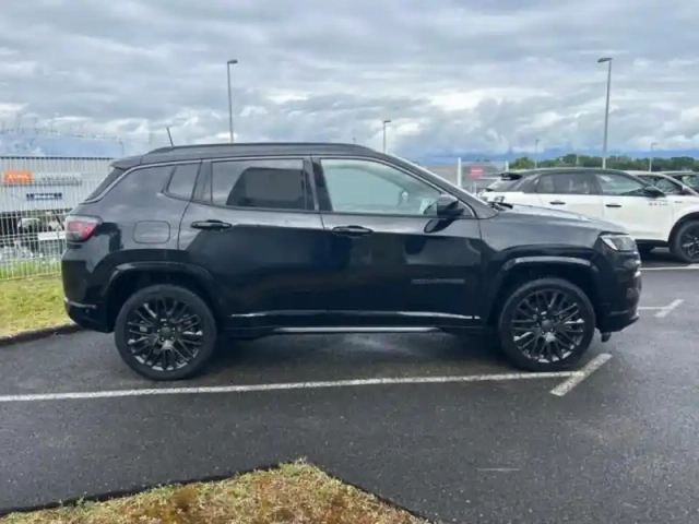 Jeep Compass 1.3 turbo t4 240ch phev 4xe s at6 eawd — photo 4