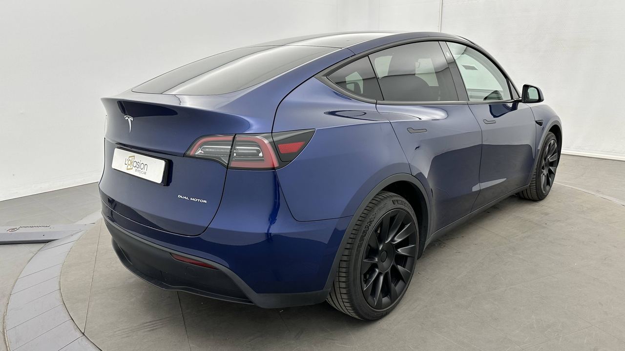 Tesla MODEL Y Grande Autonomie Dual Motor AWD — photo 3