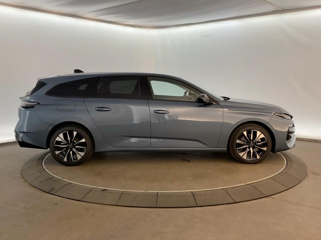 Peugeot 308 sw bluehdi 130ch s&s eat8 allure — photo 4