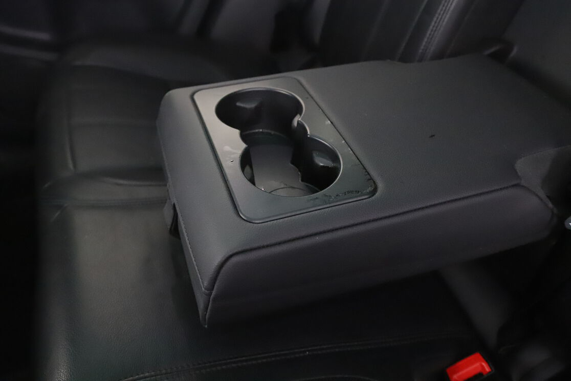 Land Rover Evoque P300e PHEV 4WD R-Dynamic S BVA8 — photo 16