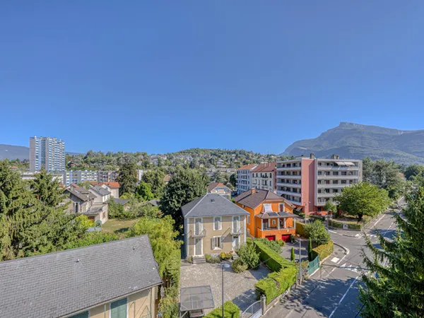 Appartement 4 pièces à vendre à Chambéry - 70 m²