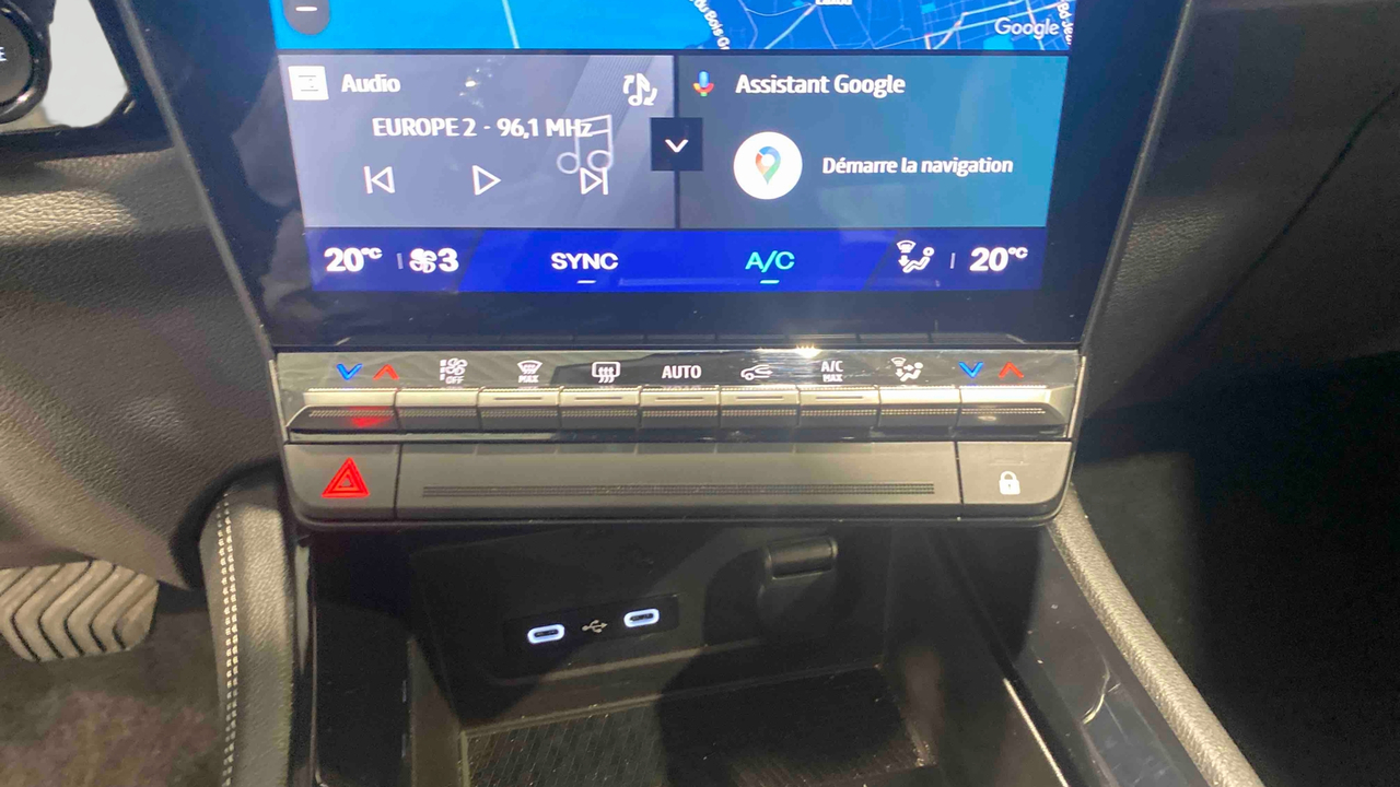 Renault Espace full hybrid E-Tech 200 ch 7pl — photo 18