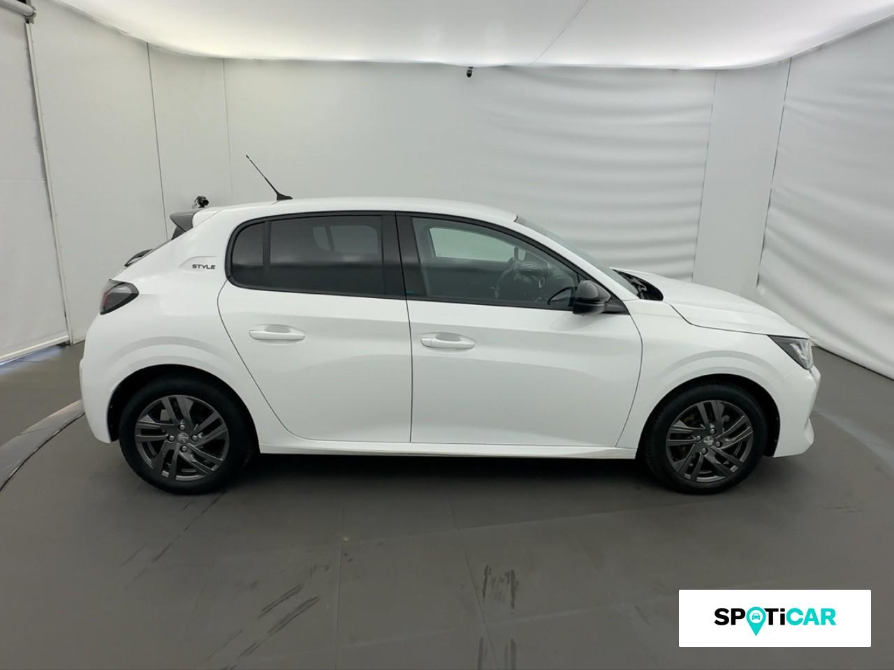 Peugeot 208 1.2 puretech 100ch s&s style 118g — photo 4