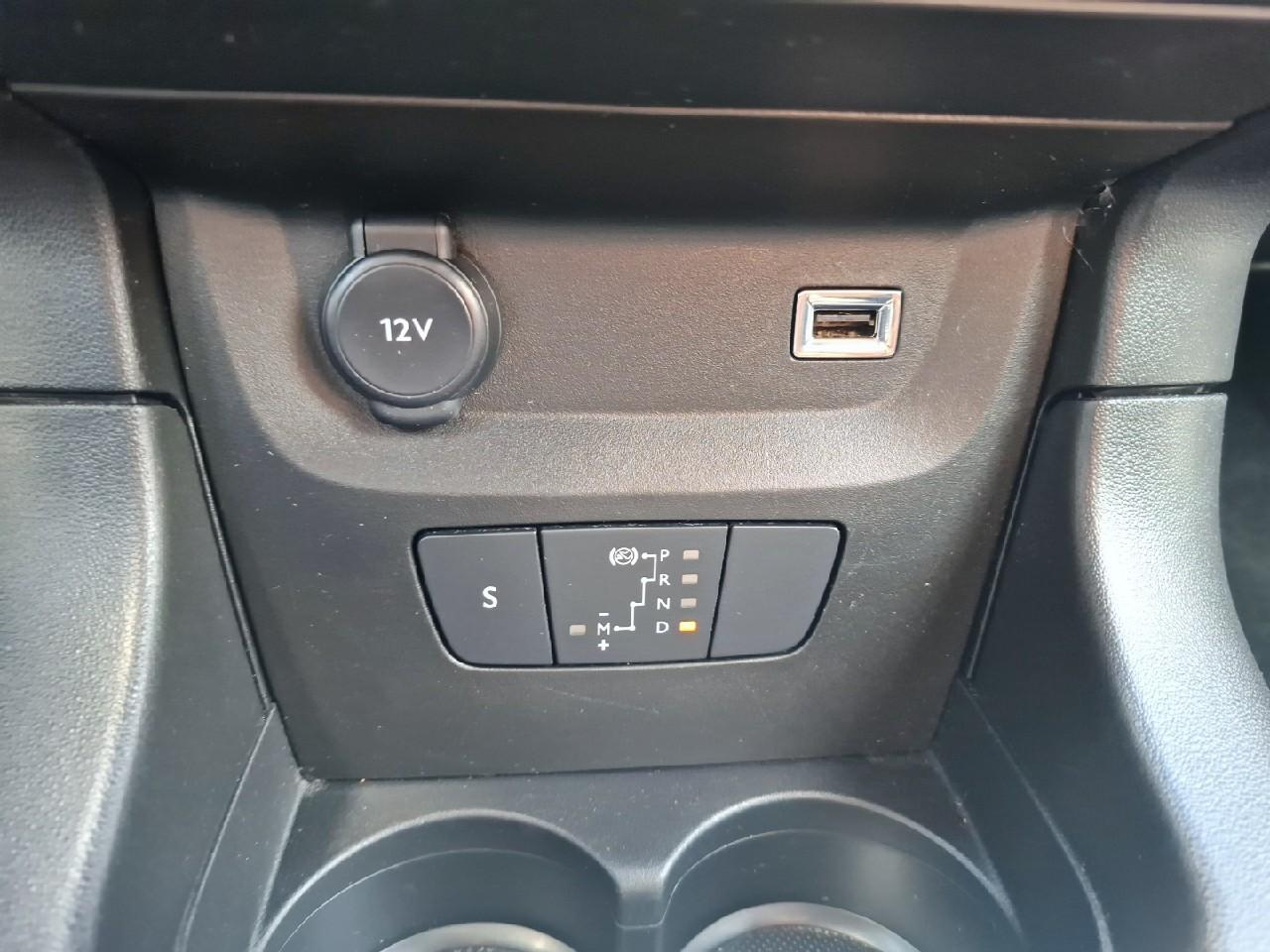 Citroën C3 1.2 puretech 110ch s&s max boite automatique — photo 21