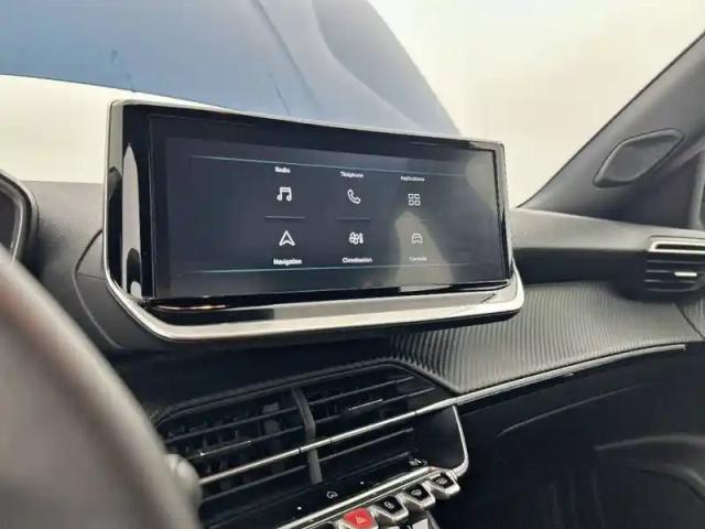 Peugeot 2008 electrique 50 kwh 136 ch — photo 22