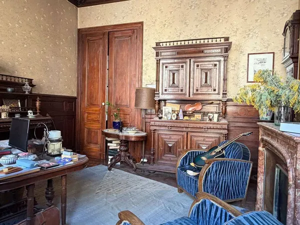 Bureaux 240 m²