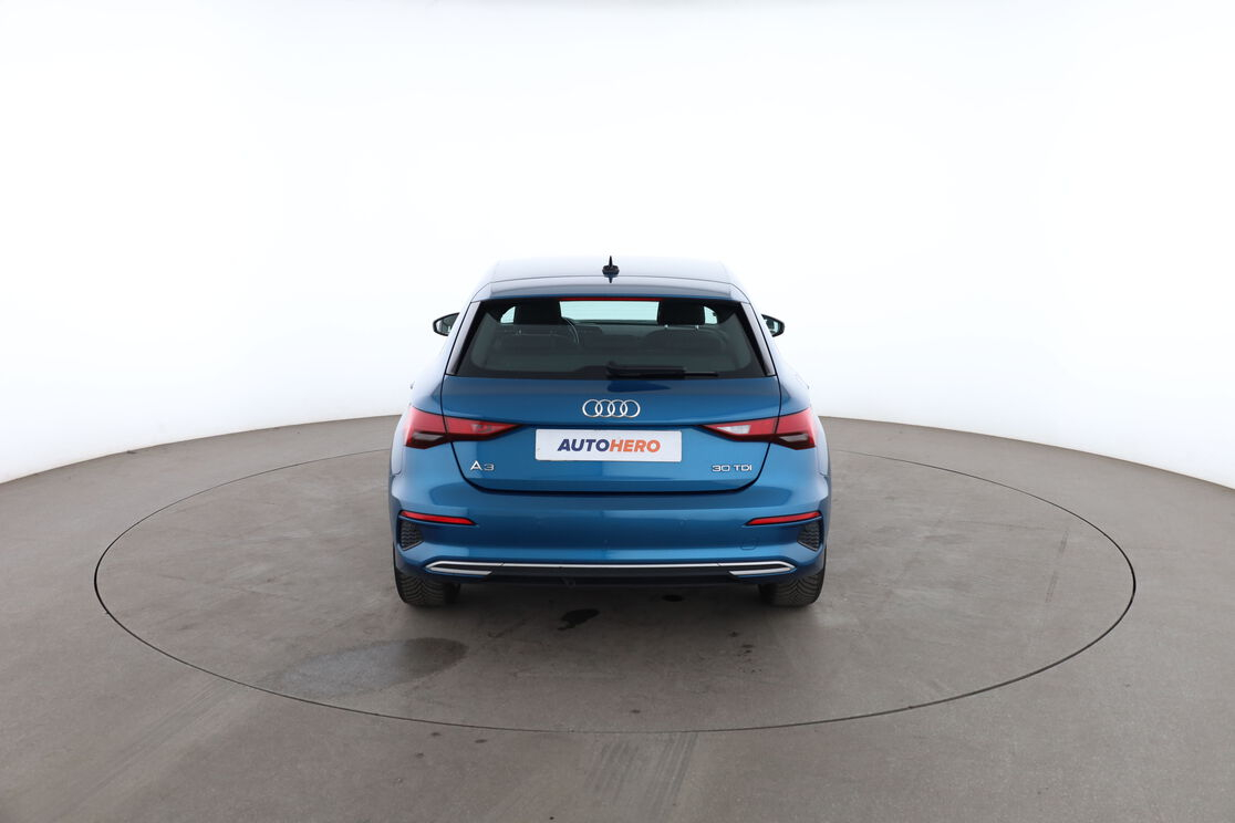 Audi A3 Sportback 30 TDI S Tronic 7 — photo 4