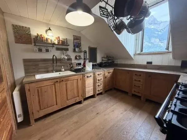 Appartement  4 pièces à Sallanches