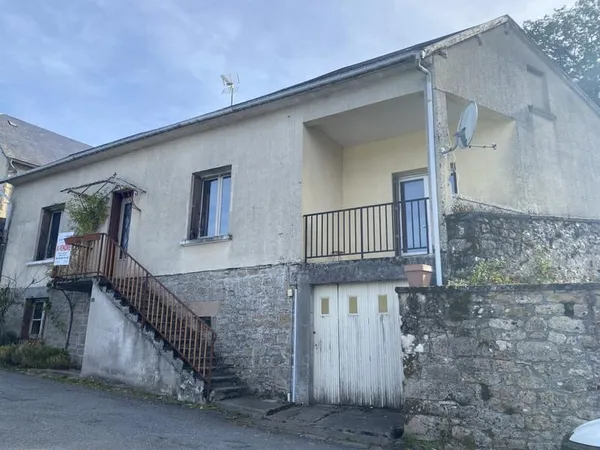 Maison de village avec jardin