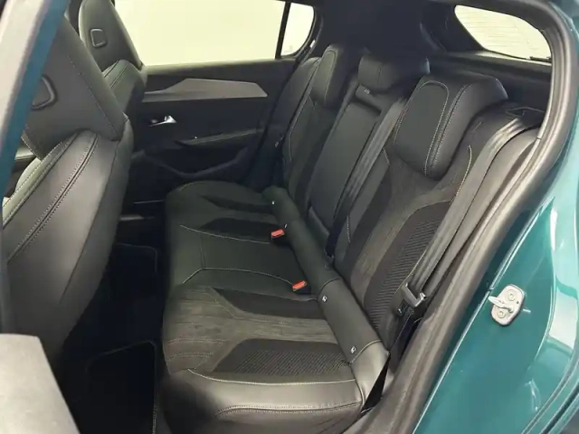 Peugeot 308 electrique 55 kwh 156ch — photo 11