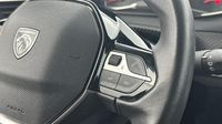 Peugeot 208 1.2 PureTech 100ch S&S Active — photo 18