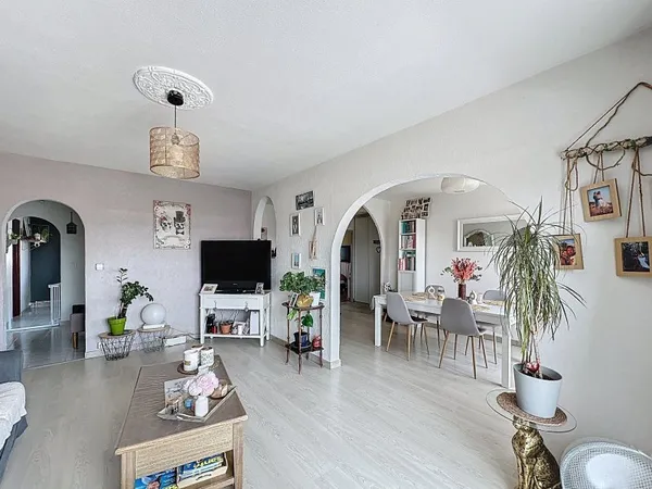 Appartement 5 pièces 90 m²