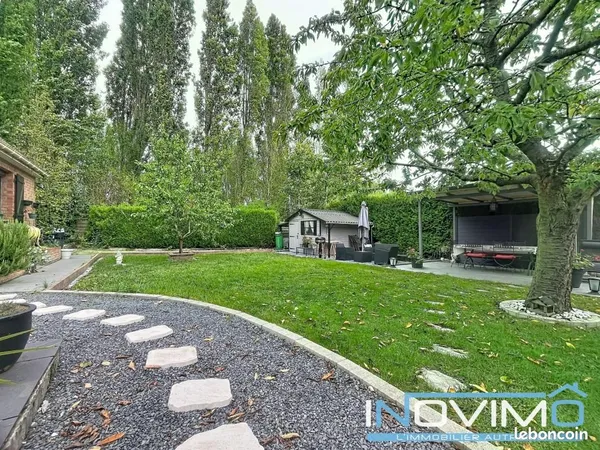 Maison 8 pièces 145 m²