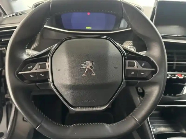 Peugeot 2008 1.2 puretech 100ch s&amp;s allure pack — photo 14