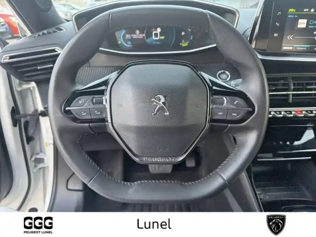 Peugeot 2008 electrique 136 ch — photo 13