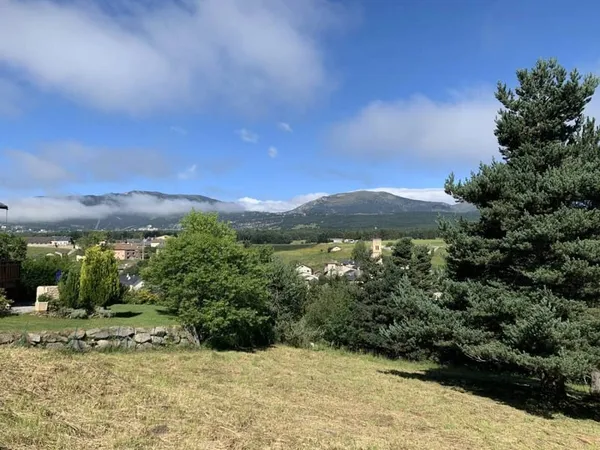 Terrain constructible 920 m²