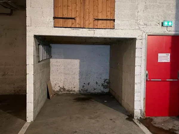Parking sous-sol résidence front de mer