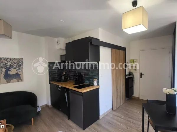 Studio 1 pièce 21 m²