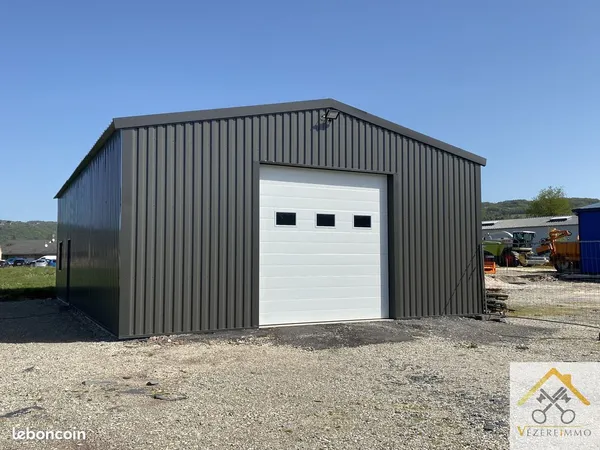 Local 125 m² Allassac