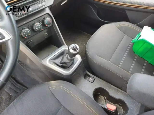 Dacia Sandero tce 90 - 22 — photo 12