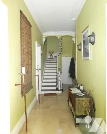 Maison 1 pièce 330 m²