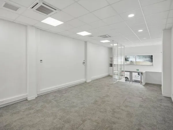 Bureaux 364 m²