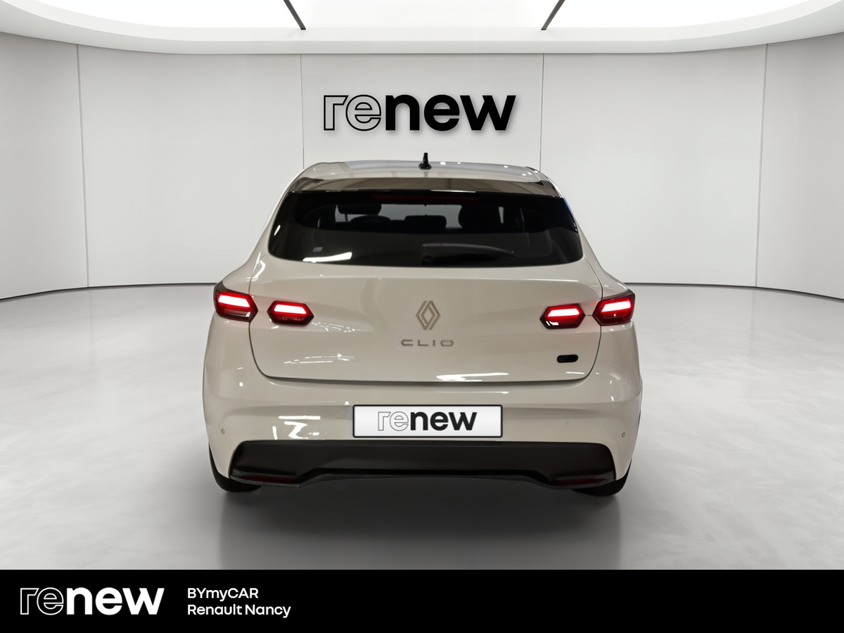 Renault Clio E-Tech full hybrid 160 ch — photo 4