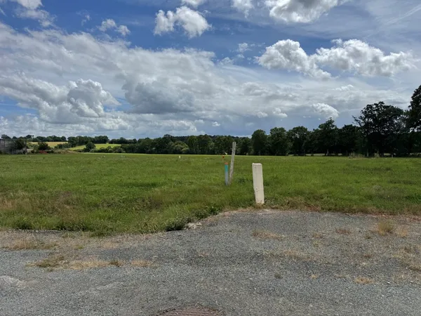 Terrain 482 m²
