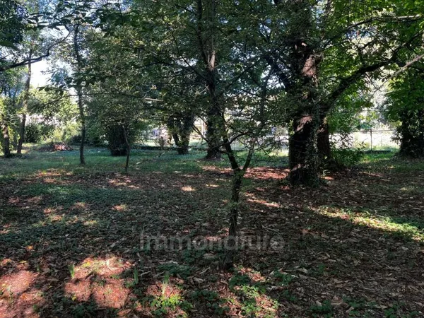 Terrain en individuel 920 m²