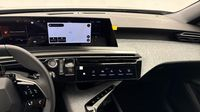 Peugeot 5008 Hybrid 145ch Allure e-DCS6 — photo 19