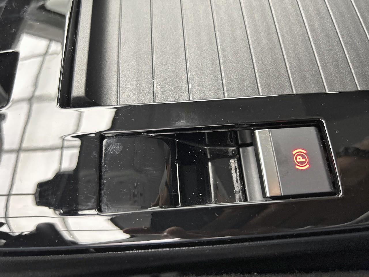 Citroën C4 hybride 136 e-dcs6 plus — photo 18