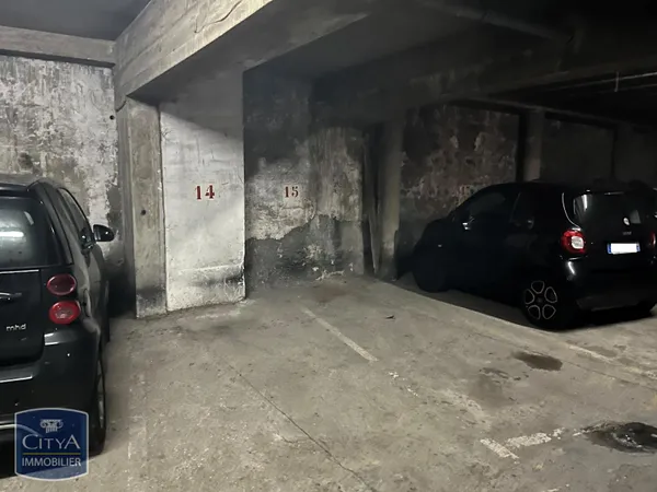 Stationnement Location Paris   100€