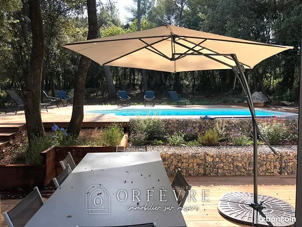 Propriété 6 pièces 139 m²