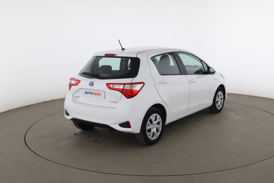Toyota Yaris 1.5 Hybrid France — photo 5