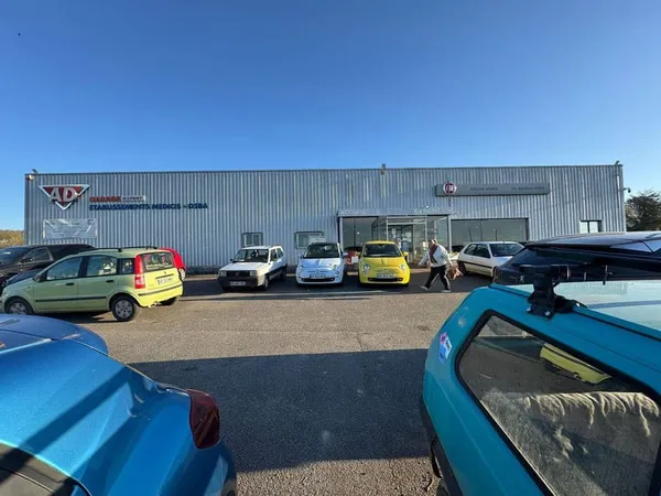 Local commercial 1400 m²