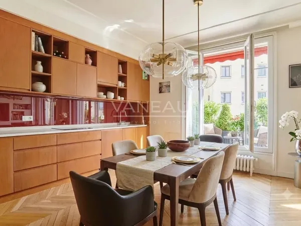 Neuilly Sur Seine - Quatre chambres avec terrasse.