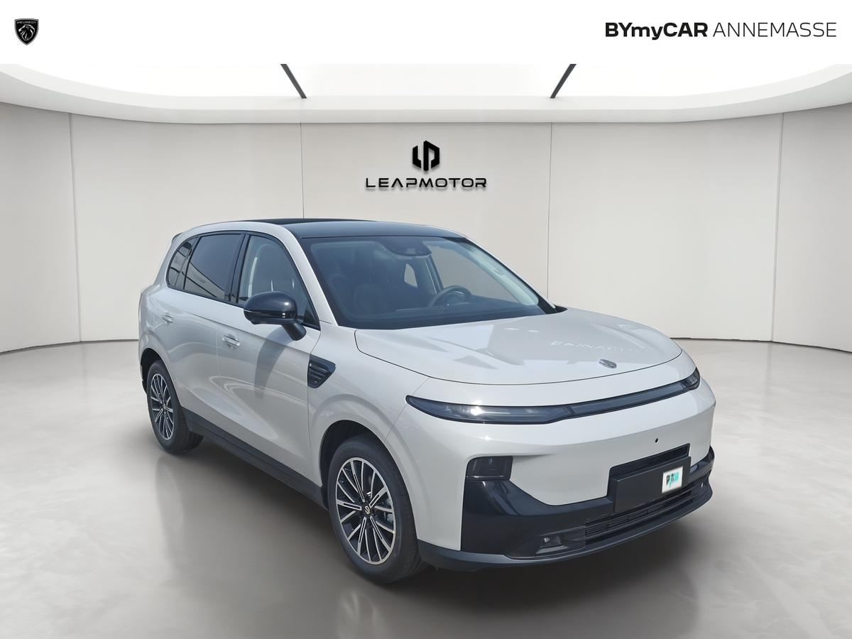 Leapmotor B10 REEV 18.8 kWh - 160 kW — photo 7