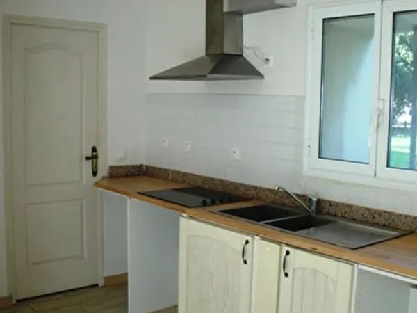 Studio 1 pièce 27 m²